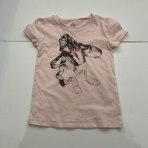 Old Navy T-shirt